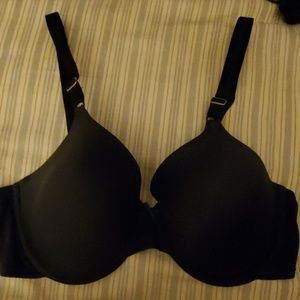 Black Maidenform Bra